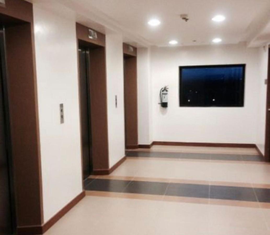 Apartment Minimalist Tower 2 Filinvest Alabang Muntinlupa *
